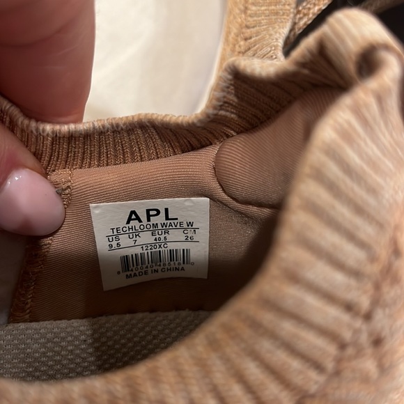 APL techloom wave hybrid running shoe size 9.5 caramel almond. Worn once - Picture 4 of 4